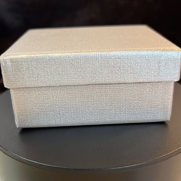 Santa Fe Style Kingman Turquoise Earrings in Sterling Silver 1.50ctw - Picture 7 of 7